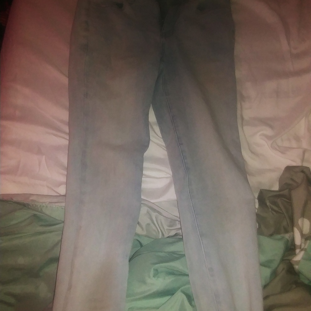 Skinny jeans